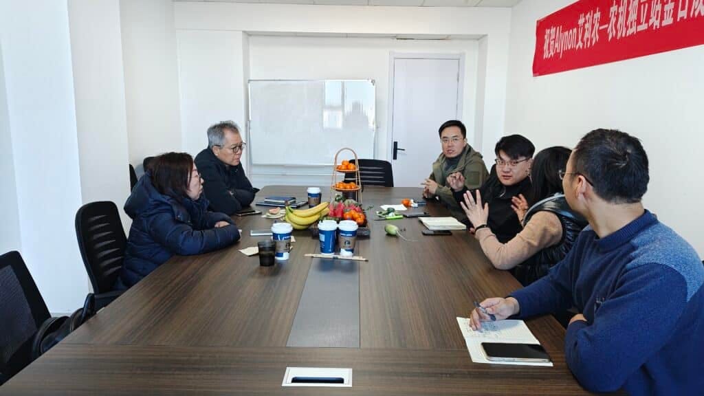 ricci korean customer factory group photo